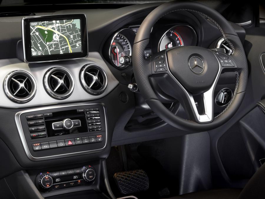  Mercedes-Benz GLA250 4Matic 2014 года  (AU) (фото 16 из 25)